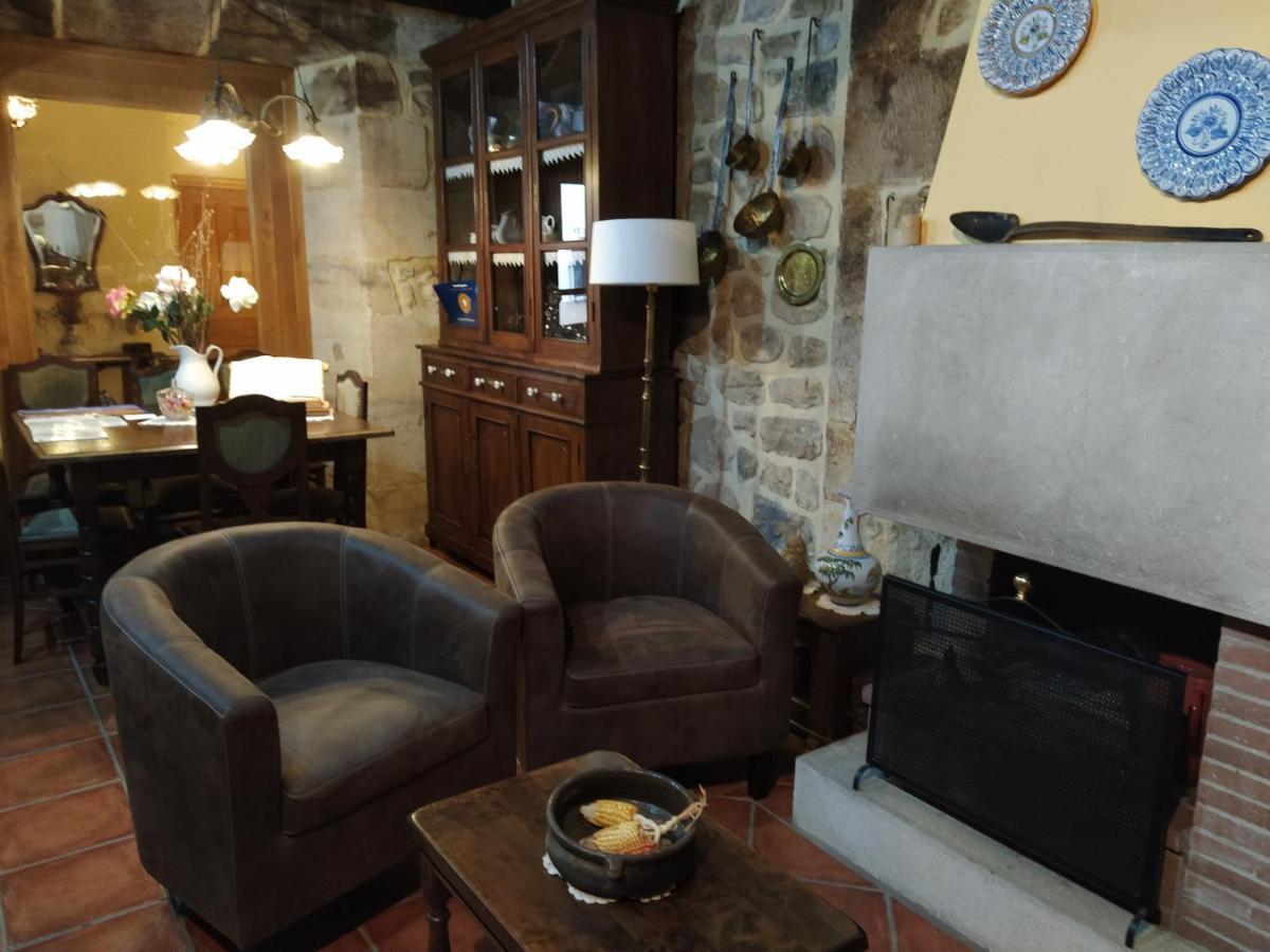 Apartahotel Montecaoru Arenas De Cabrales Buitenkant foto